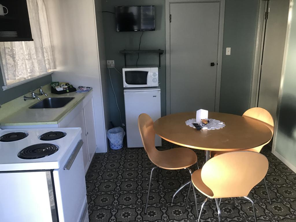 Windsor Lodge & Caravan Park Waitahanui Exterior foto